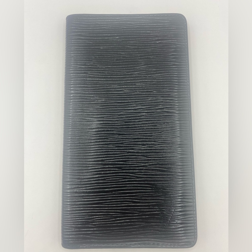 Unisex Lv black leather taiga wallet